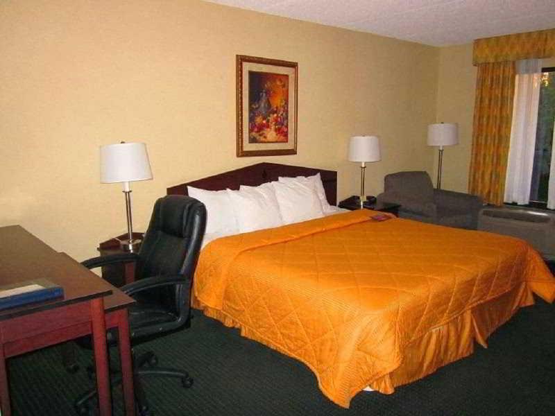 Quality Inn Riverside Near Ucr And Downtown Exterior photo