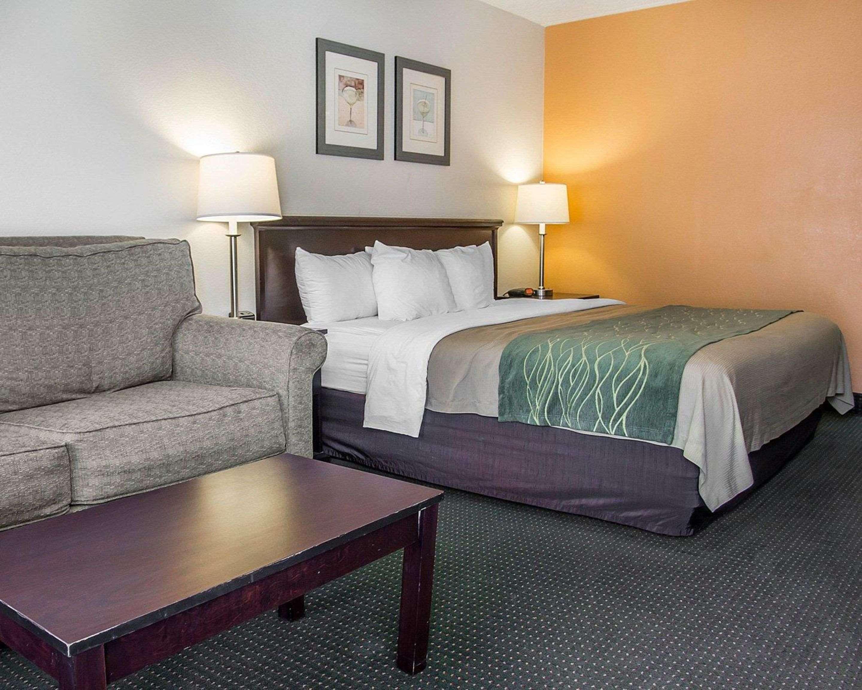 Quality Inn Riverside Near Ucr And Downtown Exterior photo