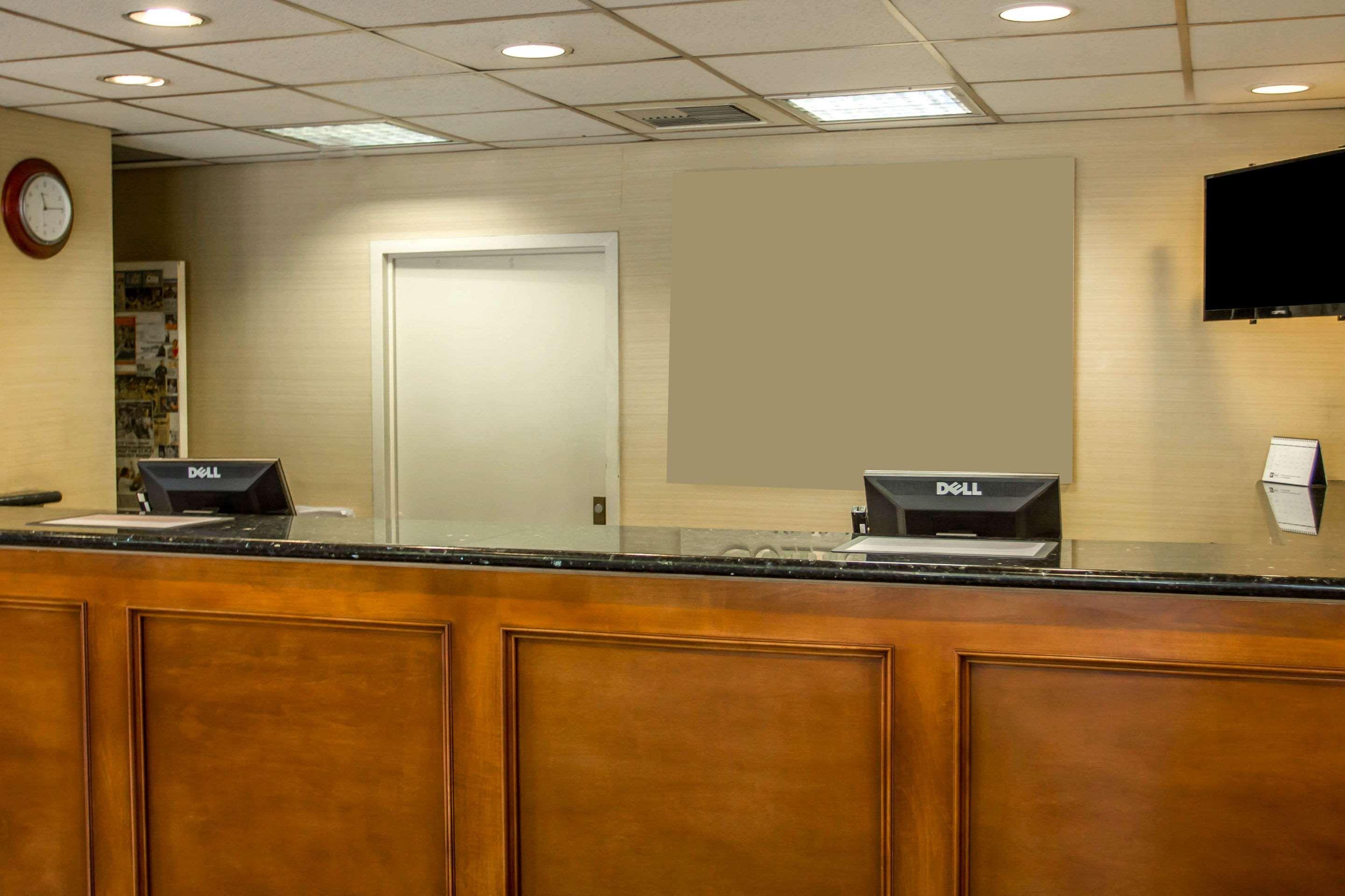 Quality Inn Riverside Near Ucr And Downtown Exterior photo